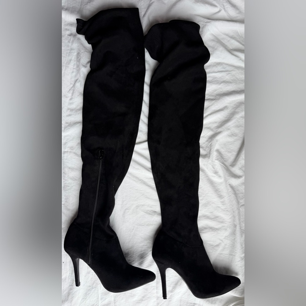 Anne Michelle Black Heels - Picture 5 of 9